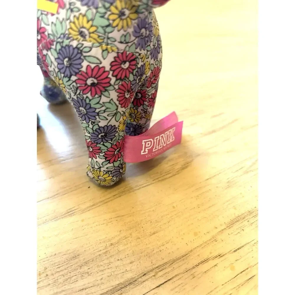 VTG Y2K Victorias Secret Dog Floral Flower LOVE Daisy Stuffed Animal Mini 2009